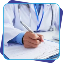 Profissional da Saúde Prime realizando análise técnica para emissão de laudos de insalubridade e periculosidade conforme NR-15 e NR-16